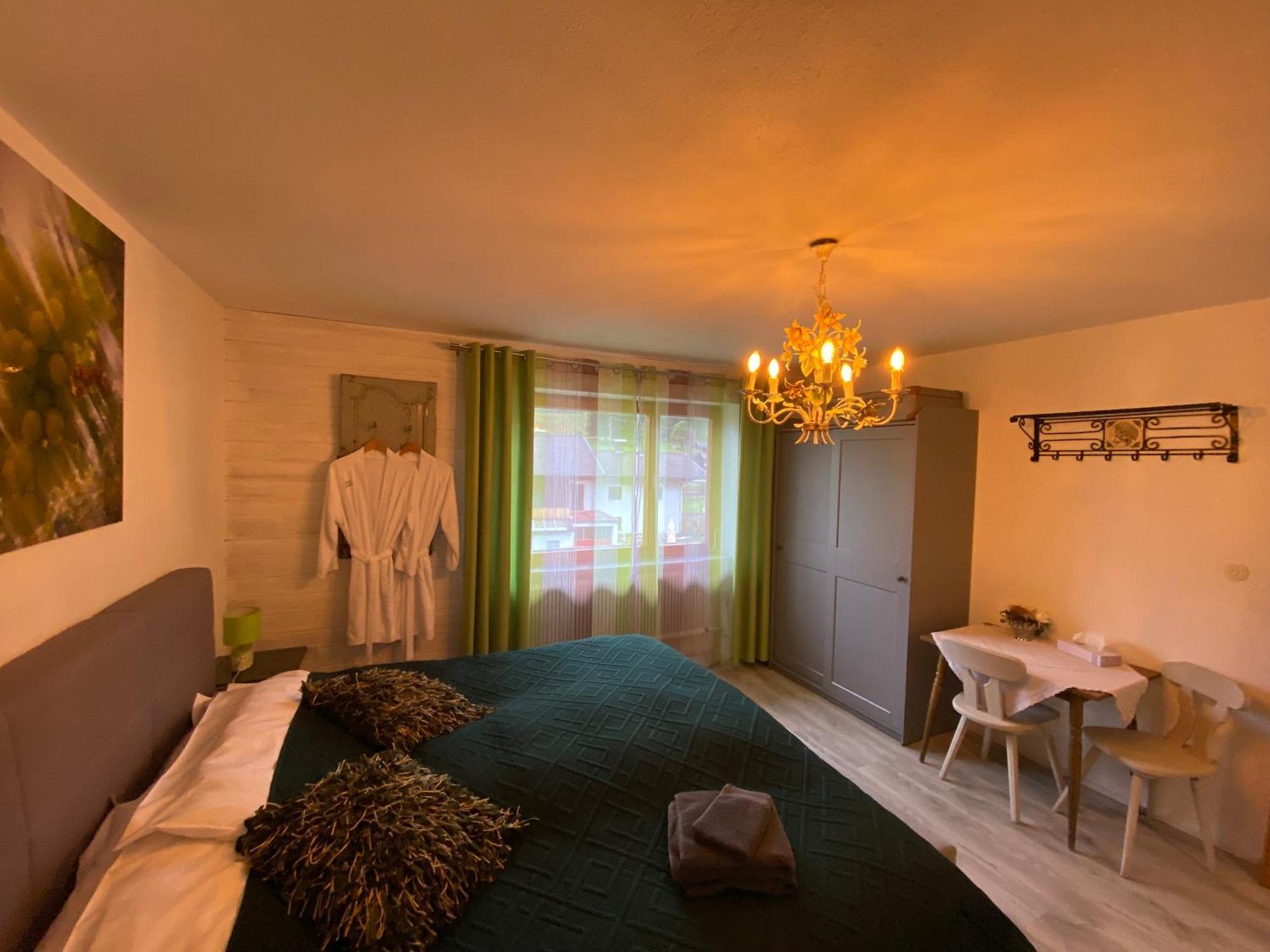 Lähn Gaestehaus Schmitt מראה חיצוני תמונה